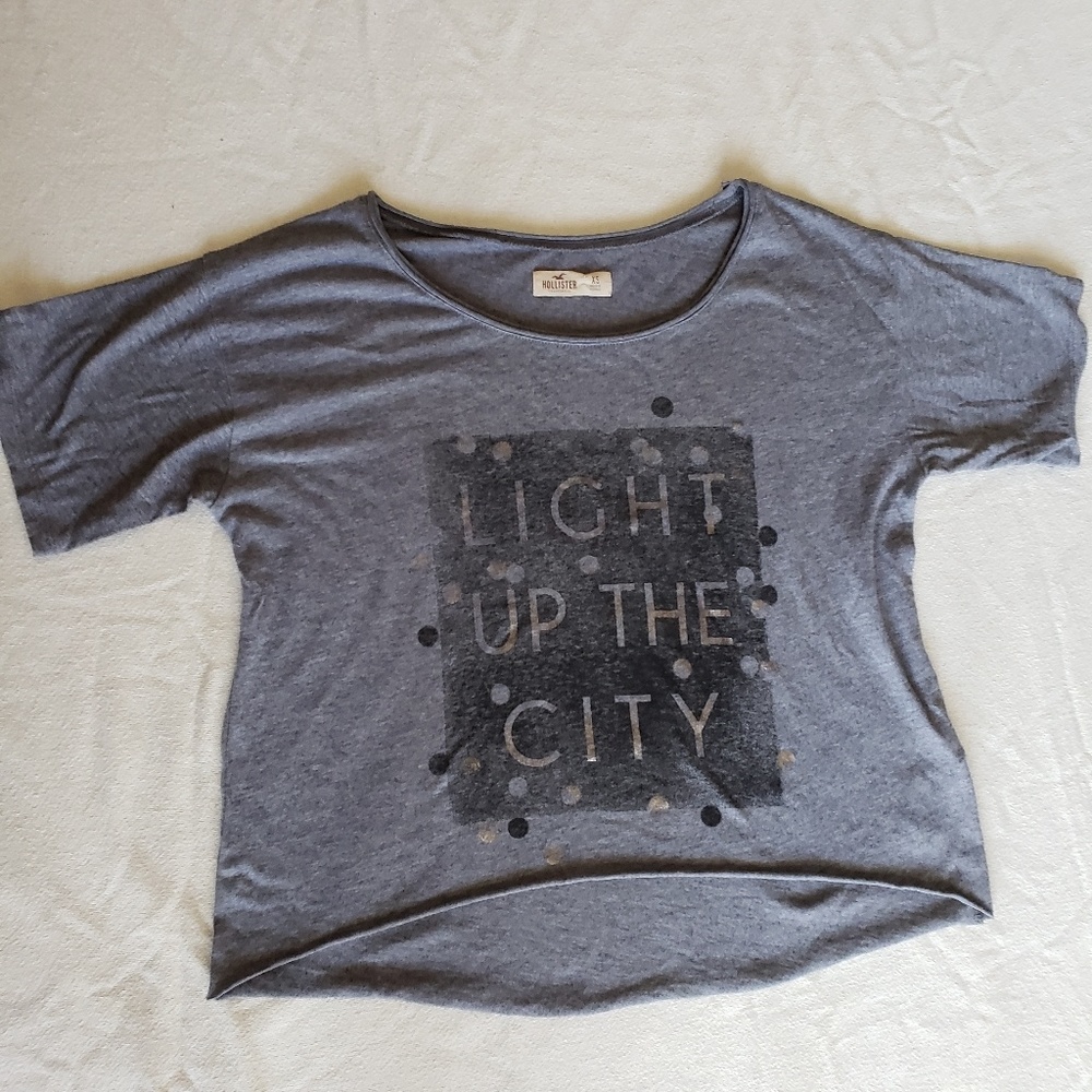Hollister Grey Crop Top‎